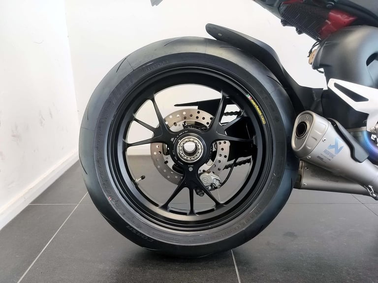 2022 Ducati Streetfighter V4S Red 2,160 Miles Akro Cans | £270 Dep & £270 pcm