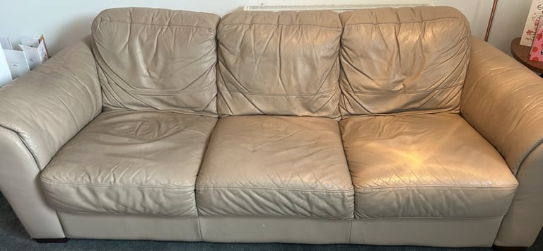 Cream leather sofa set (2 seater and 3 seater) 