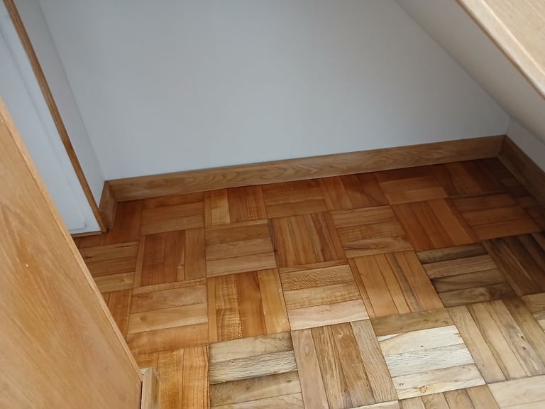 Solid wood parquet block/tiles
