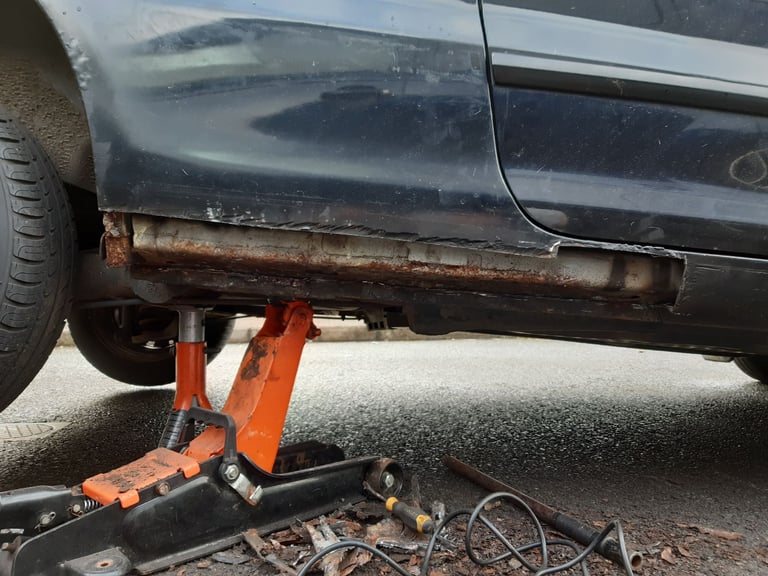 Mobile welding mechanic