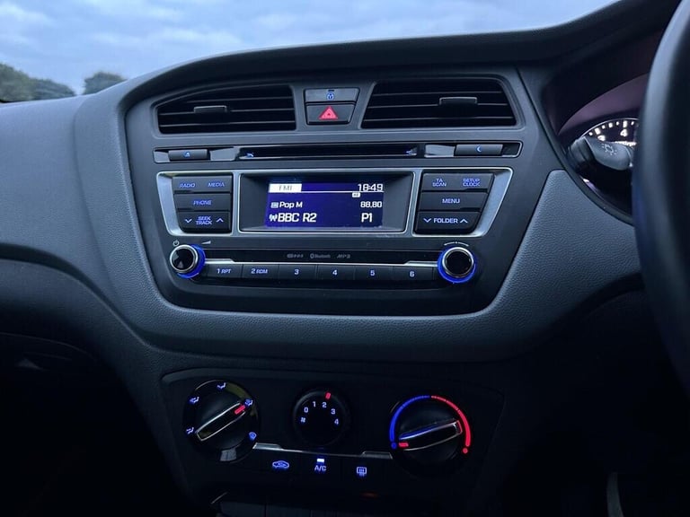 2016 Hyundai i20 1.2 SE 5dr HATCHBACK Petrol Manual
