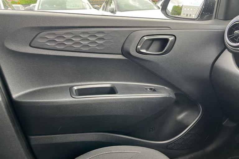 2024 Hyundai i10 1.2 Premium Hatchback 5dr Petrol Auto Euro 6 (s/s) (79 ps) Hatchback Petrol Auto...
