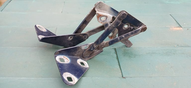 image for JAGUAR XK8 XKR X100 BONNET HINGES SET  1996 - 2006