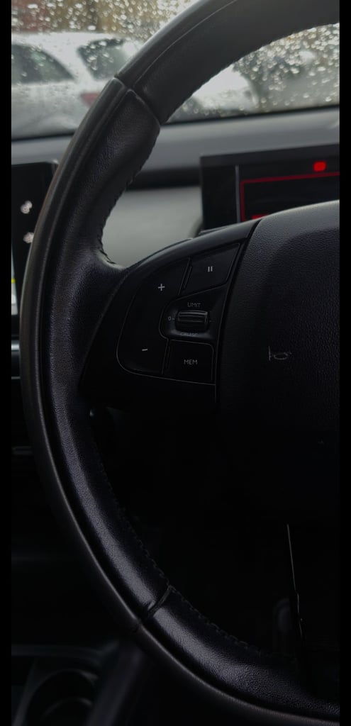 Citroen, C4 CACTUS, Hatchback, 2017, Manual, 1199 (cc), 5 doors