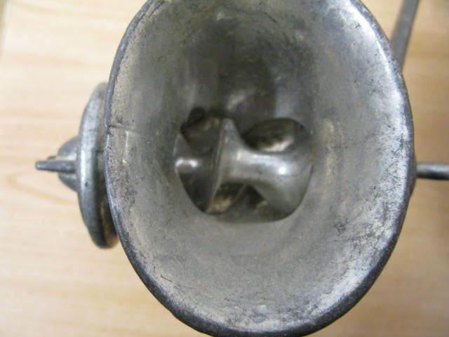 Retro Spong Mincer . Model 701