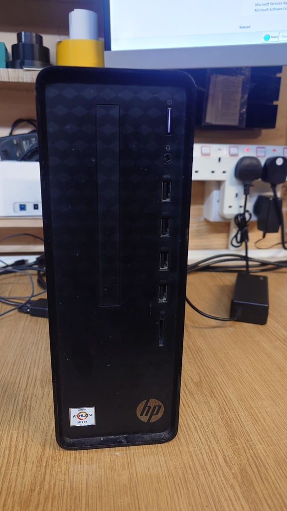 image for HP AMD ATHLON SILVER DESKTOP PC  