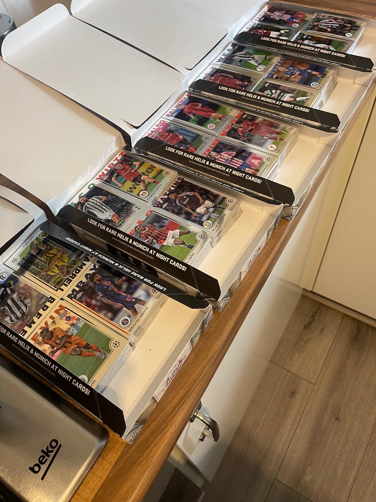 image for Topps chrome 24/25 base cards
