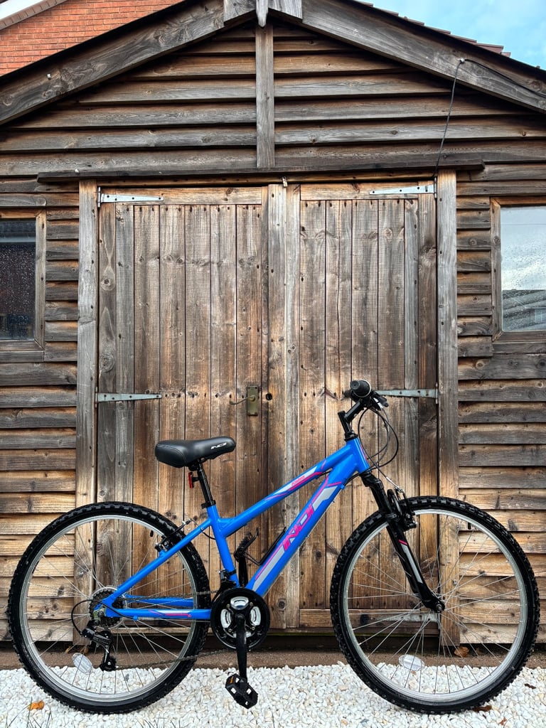 Ladies Lightweight INDI Aluminium Mountain Bike (Like New Condition)