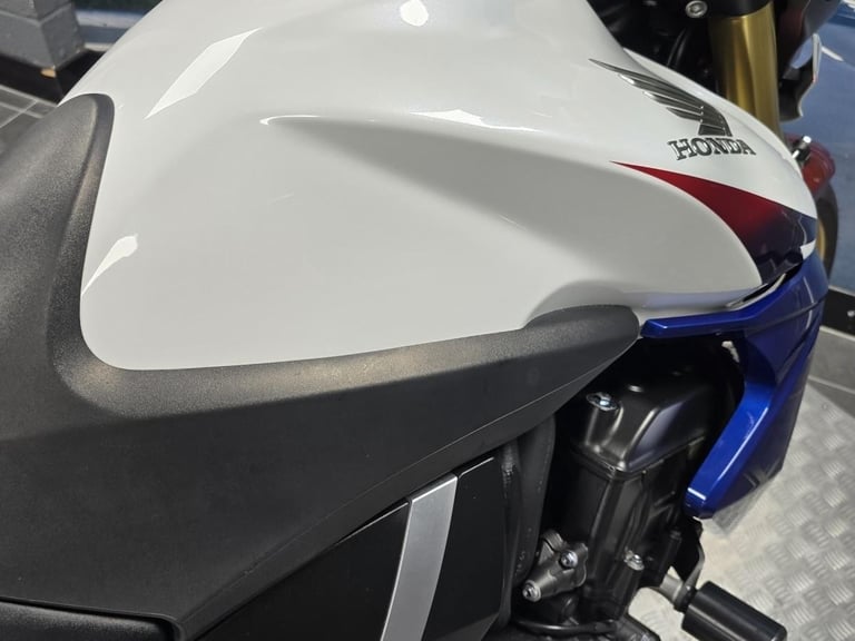 HONDA CB 1000 R