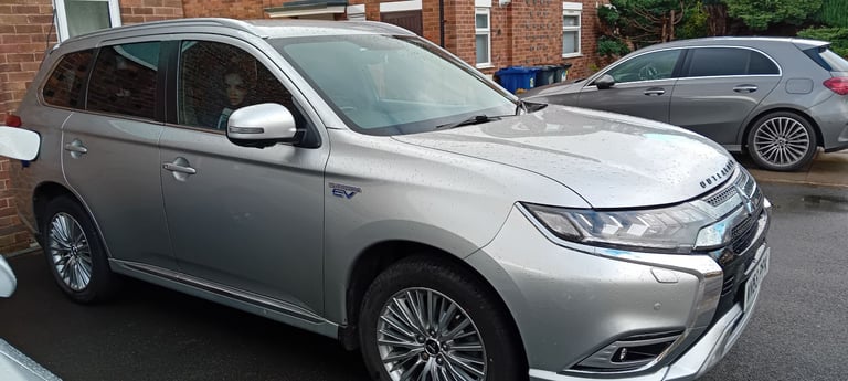 Mitsubishi, OUTLANDER, Estate, 2018, Other, 2360 (cc), 5 doors