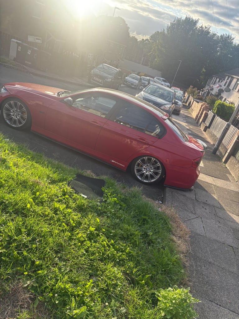 BMW, 3 SERIES, Saloon, 2007, Manual, 1995 (cc), 4 doors