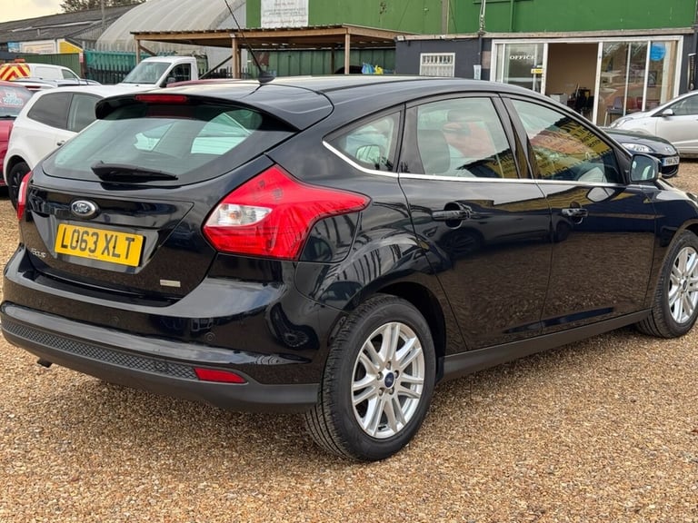 2014 Ford Focus 1.0 125 EcoBoost Titanium 5dr HATCHBACK PETROL Manual