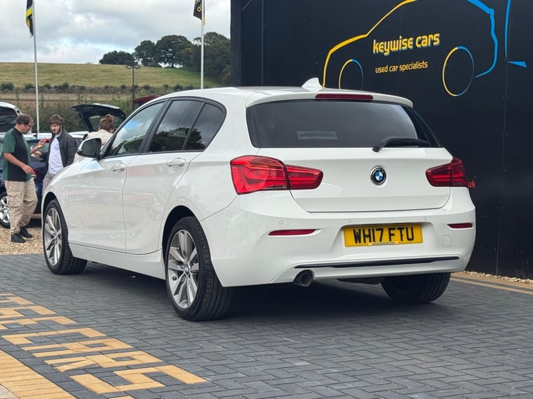 2017 BMW 1 Series 2.0 118d Sport Auto Euro 6 (s/s) 5dr HATCHBACK Diesel Automatic