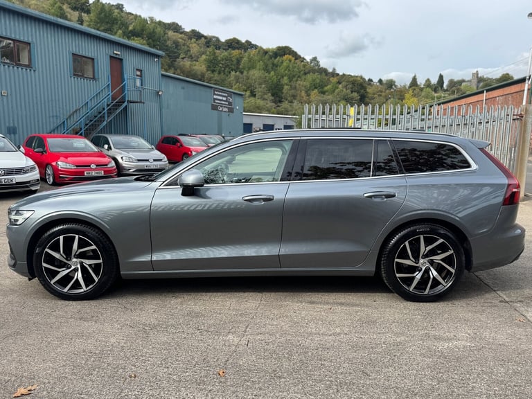 2019 Volvo V60 2.0 D4 Momentum Pro Estate 5dr Diesel Auto Euro 6 (s/s) (190 ps)