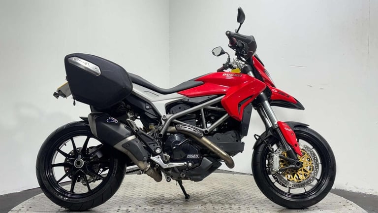 Ducati Hyperstrada 2013 12K SUPER NAKED SUPERMOTO WARRANTY MOT SERVICED 821CC