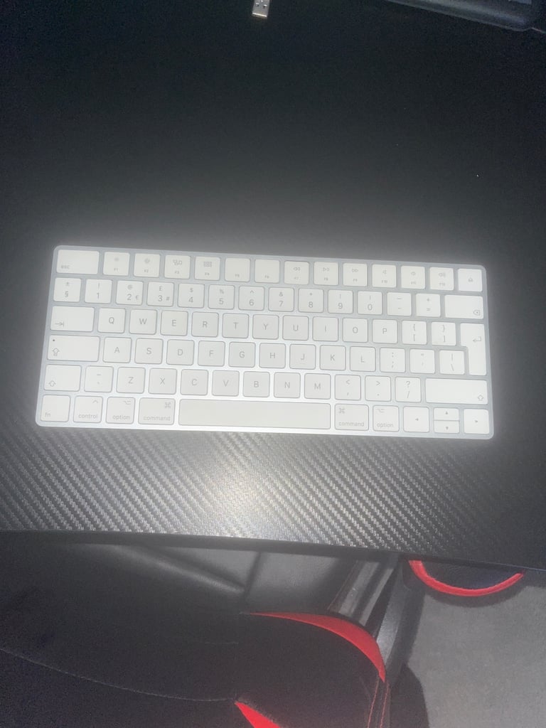 Apple key board 