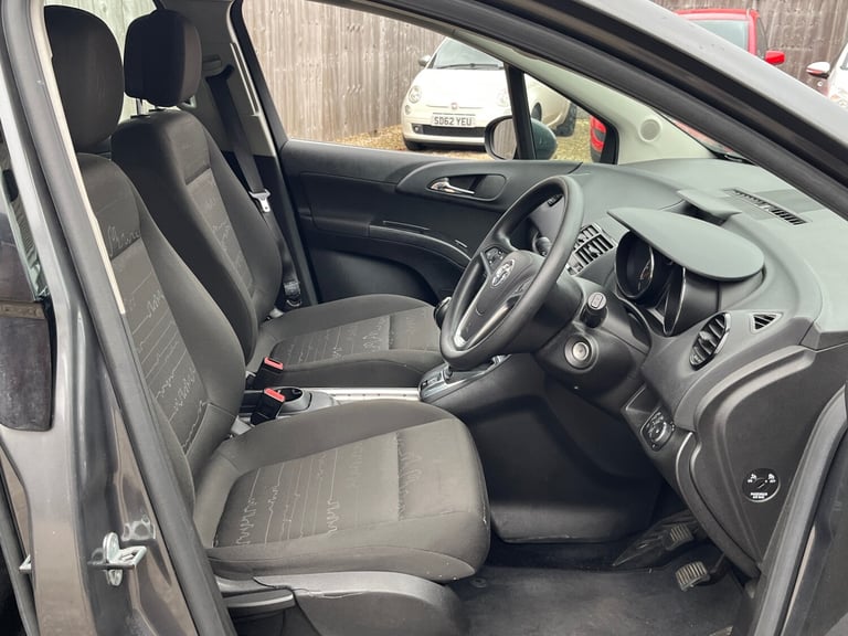 2010 Vauxhall Meriva 1.4i 16V 5dr **Long MOT, Cheap P/X To Clear** MPV Petrol Manual