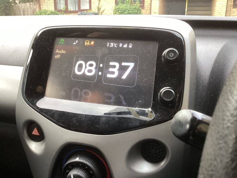 Peugeot, 108, Hatchback, 2017, Manual, 998 (cc), 5 doors