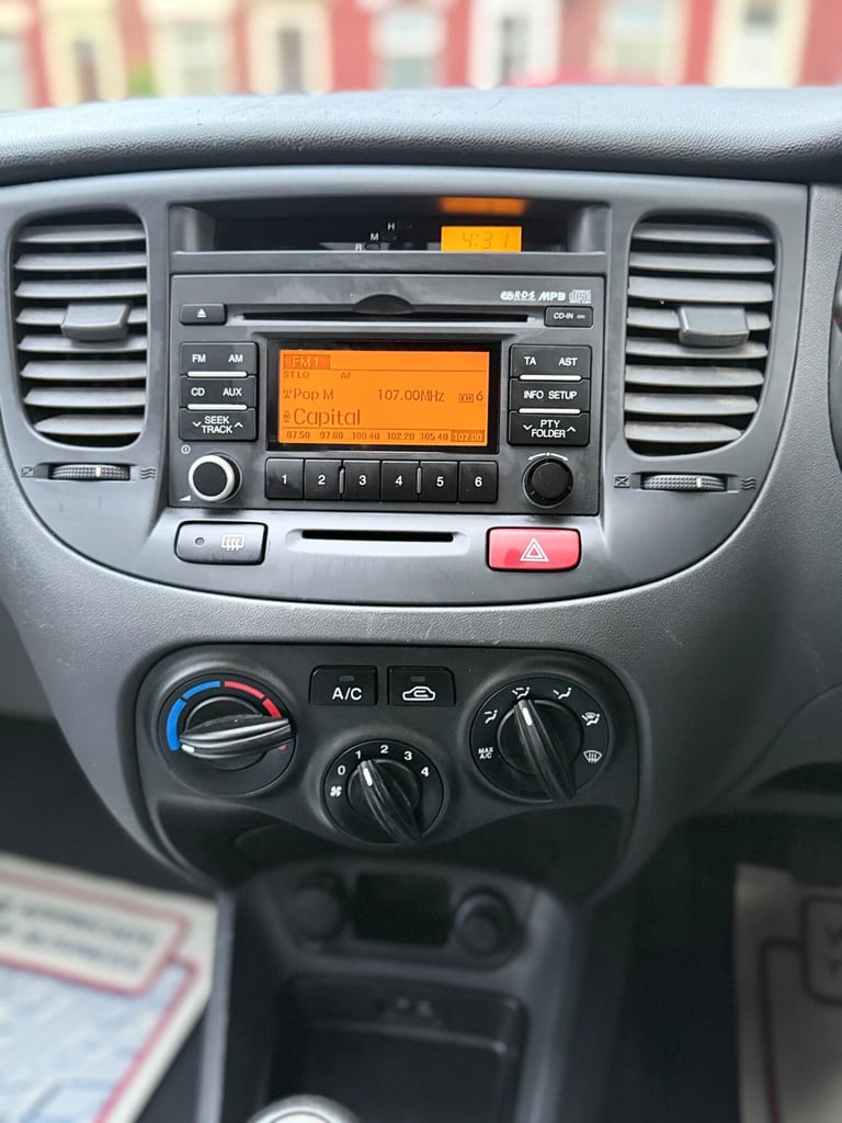 2009 Kia Rio 1.4 Chill 5dr HATCHBACK Petrol Manual