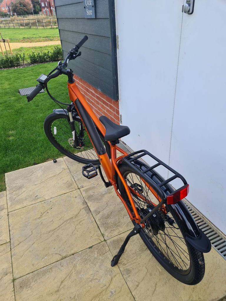 Compass Electric bike, hardly used and in great condition