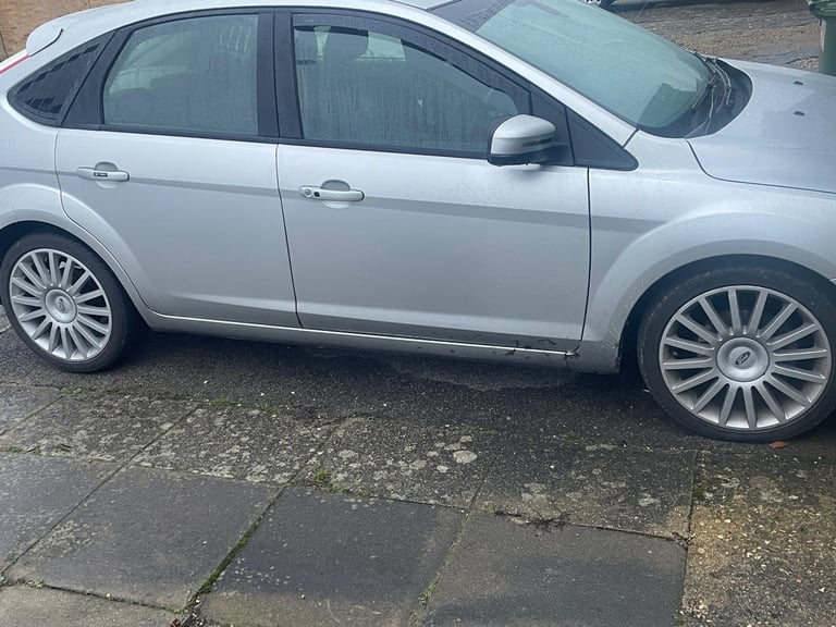 Ford, FOCUS, Hatchback, 2010, Manual, 1560 (cc), 5 doors