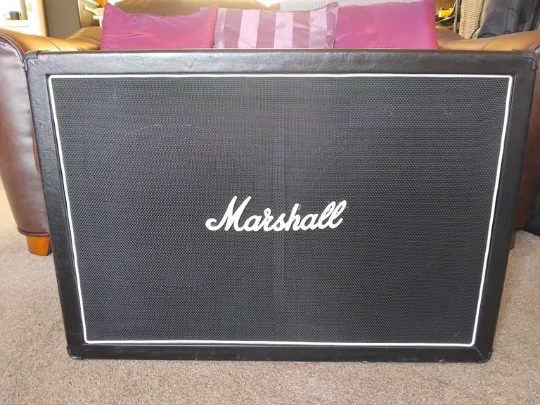 2x12 guitar cabinet Celestion Vintage 30 x2 Harley Benton G212V mono stereo not Marshall 