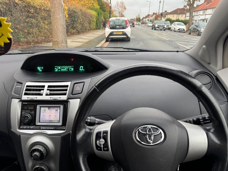 Toyota, YARIS, Hatchback, 2008, Semi-Auto, 1296 (cc), 3 doors