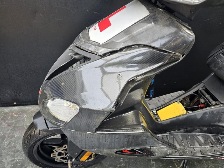 APRILIA SR 50 PROJECT SCOOTER 