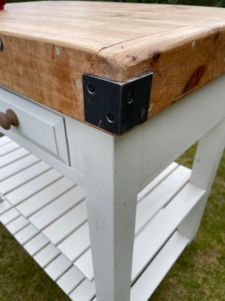 Beautiful Kitchen Butchers Block / Kitchen Island