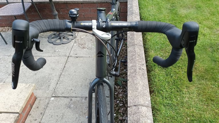 Merida Speeder road/hybrid bike : Size Large