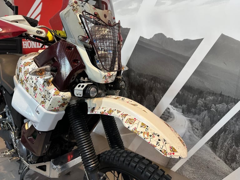 Yamaha XT 660 2012 with only 6368 miles + Full Luggage 