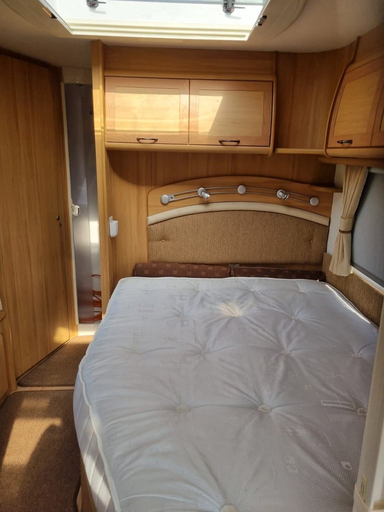 Avondale Argente 642-4 fixed bed 4 motor movers  