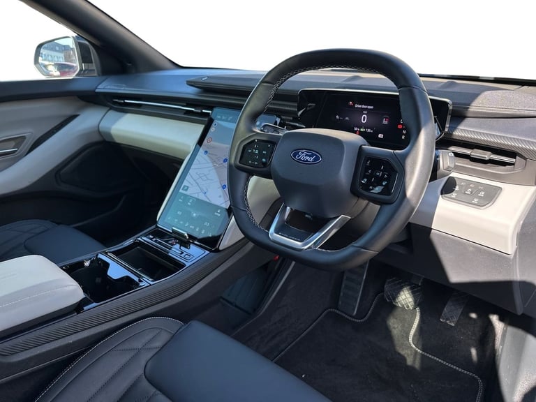 2024 Ford Explorer 5Dr Premium Extended Range 2WD Auto Estate Electric Automatic