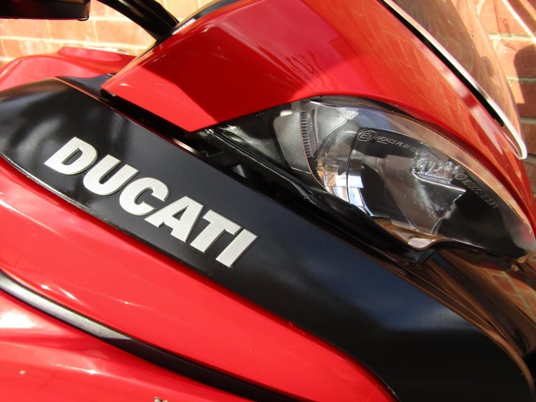DUCATI MULTISTRADA 950. FULL SERVICE HISTORY . BELTS JUST DONE...REDUCED...