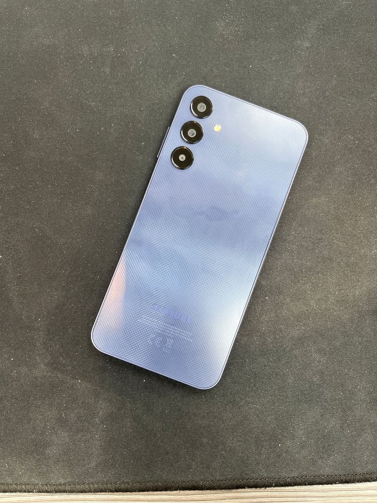 Samsung Galaxy A25 5G 128GB Unlocked in Mint Condition