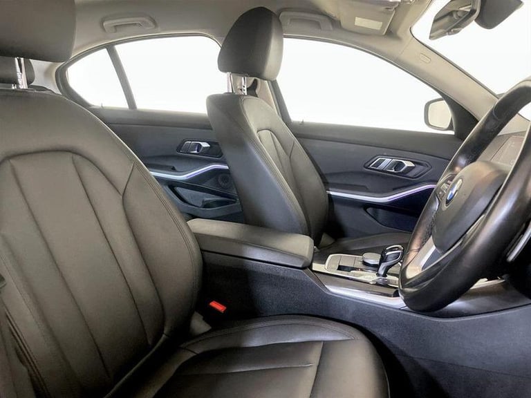 2019 BMW 3 Series 330e SE Pro 4dr Auto SALOON PETROL/ELECTRIC Automatic