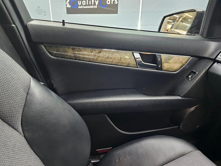 2010 Mercedes-Benz C-Class 1.8 C180 BlueEfficiency Sport Auto Euro 5 4dr SALOON Petrol Automatic