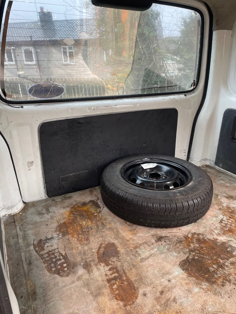 Suzuki, CARRY, Panel Van, 2005, Manual, 1298 (cc)