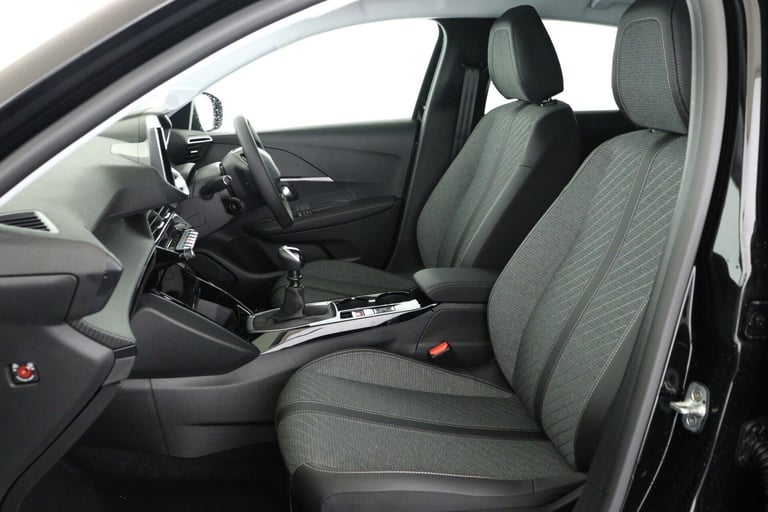 2024 Peugeot 208 1.2 PureTech 100 Allure 5dr Hatchback Petrol Manual