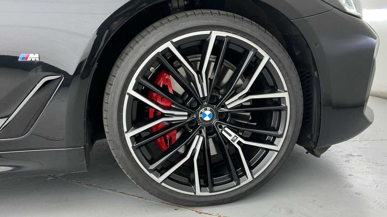 2023 BMW 5 Series 520d MHT M Sport 4dr Step Auto SALOON DIESEL Automatic