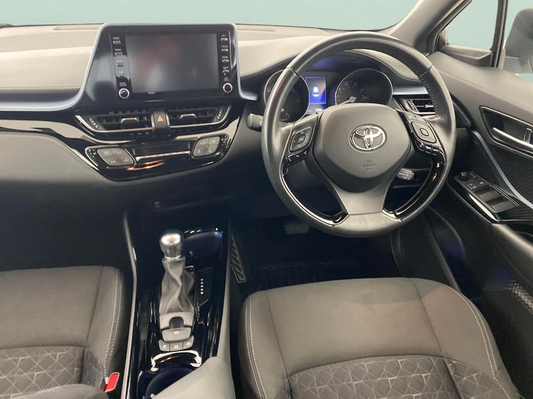 2022 Toyota C-HR 1.8 VVT-h GPF Design SUV 5dr Petrol Hybrid CVT Euro 6 (s/s) (122 ps) - NAV  Suv ...