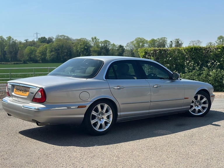  Jaguar XJ 4.2 XJ8 SE 4dr Petrol Automatic