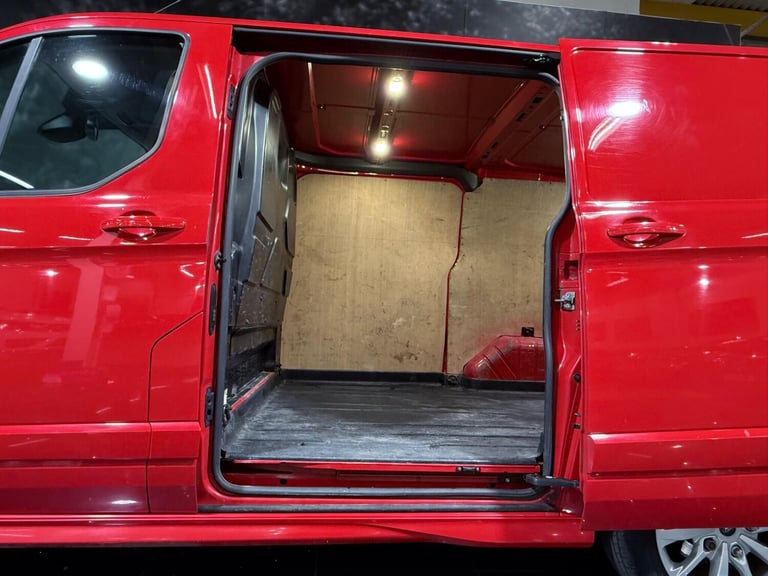 2014 Ford Transit Custom 2.2 TDCi 290 Sport L1 H1 5dr PANEL VAN Diesel Manual