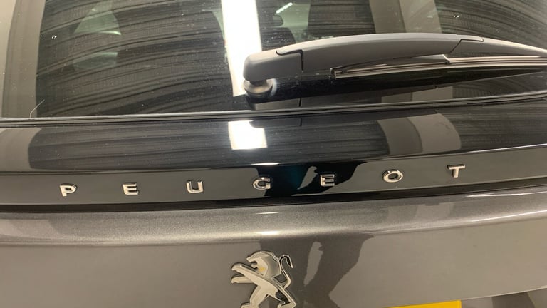 2022 Peugeot 2008 1.2 PureTech Active Premium + SUV 5dr Petrol Manual Euro 6 (s/s) (100 ps) SUV P...