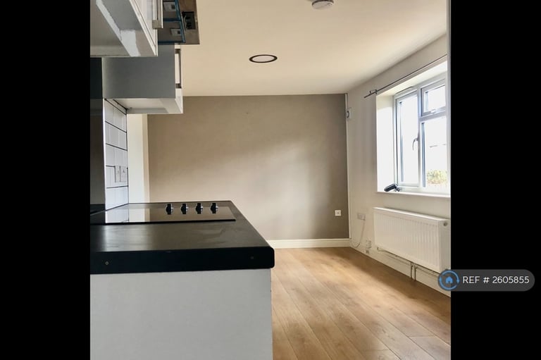 1 bedroom flat in Kings Lynn, Gaywood, King's Lynn, PE30 (1 bed) (#2605855)