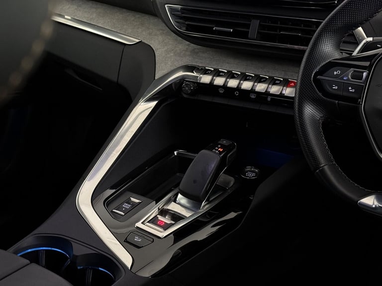 2022 Peugeot 3008 1.6 13.2kWh GT e-EAT 4WD Euro 6 (s/s) 5dr HATCHBACK Petrol/Electric Hybrid Auto...