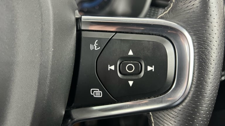 2021 Volvo XC40 P8 Recharge First Edition AWD Pure Electric(Panroof, Harman Kardon, Towbar) Estat...