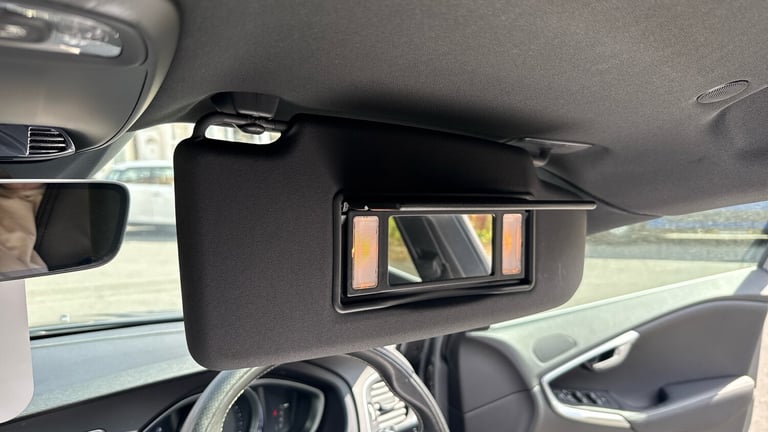 2019 Volvo V40 1.5 T3 R-Design Edition Hatchback 5dr Petrol Auto Euro 6 (s/s) (152 ps) Hatchback ...