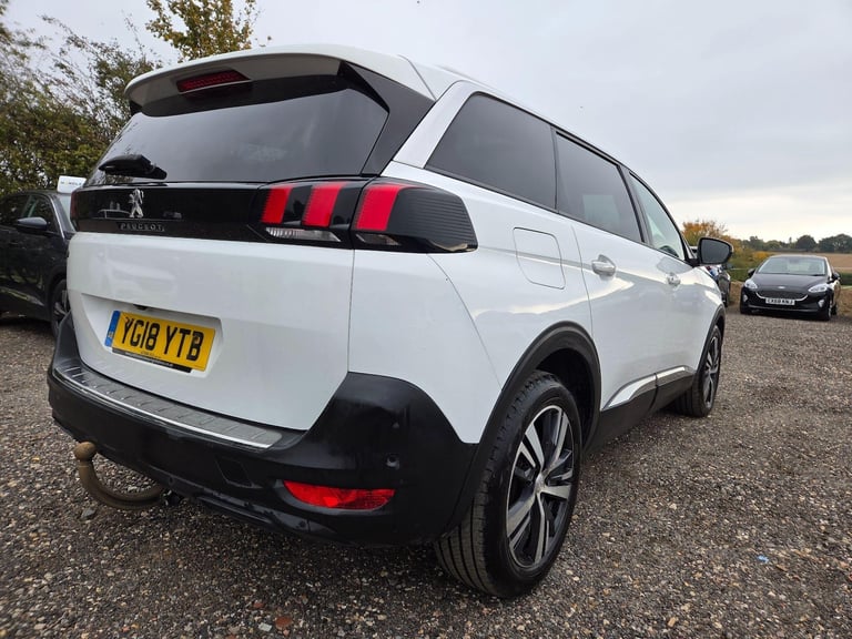 2018 Peugeot 5008 1.2 PureTech Allure Euro 6 (s/s) 5dr Petrol