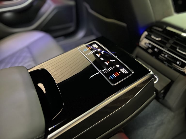 2022 72 Audi A8 3.0 V6 TFSie 60 S-Line Quattro 462ps